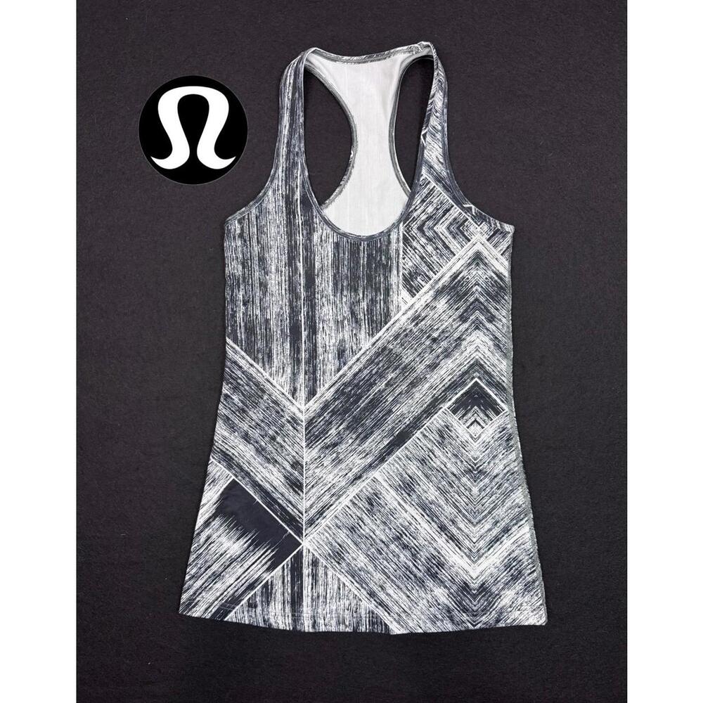 Lululemon Cool Racerback Workout Tank Top Heat Wave Black White Size 4